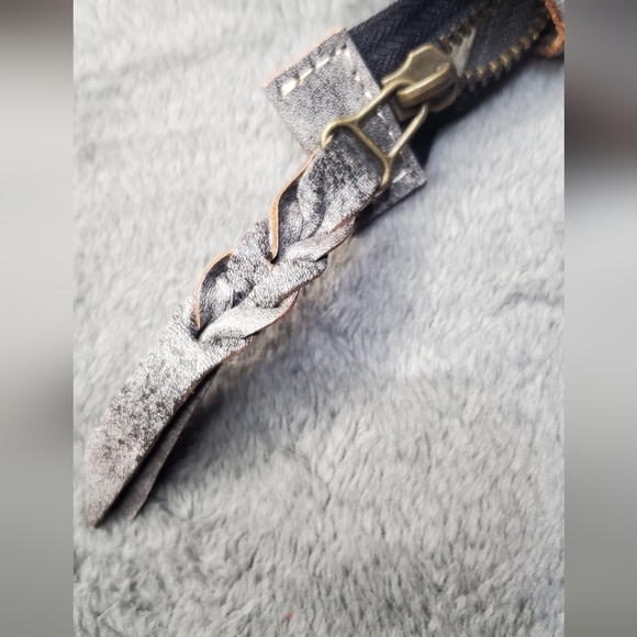 Leaders in Leather Gray Leather Clutch - Picture 9 of 11